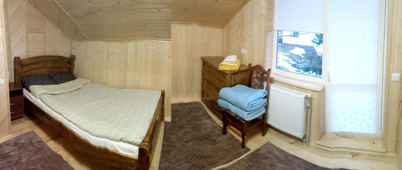 Sova Lägenhet Lazeshchyna Exteriör bild